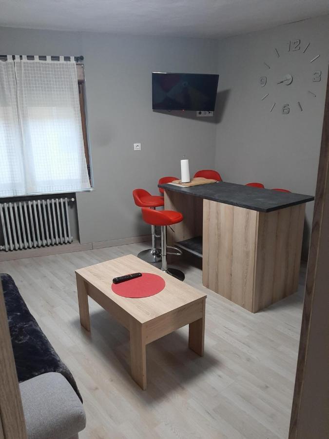 Piso Con Terraza En Felechosa Apartment Ngoại thất bức ảnh