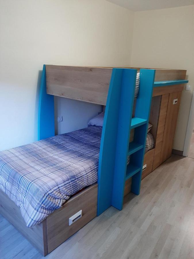 Piso Con Terraza En Felechosa Apartment Ngoại thất bức ảnh